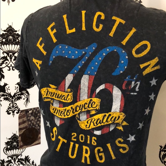 π NWT! Super Cool Affliction Skull shirt! - Picture 2 of 7